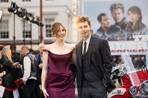 Austin Butler And Jodie Comer